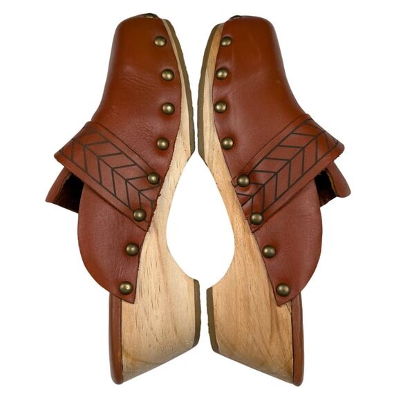 Free People Chloe Brown Leather Studded Wood Chunky Block Clogs/Boho/Western-6.5 - Picture 2 of 7